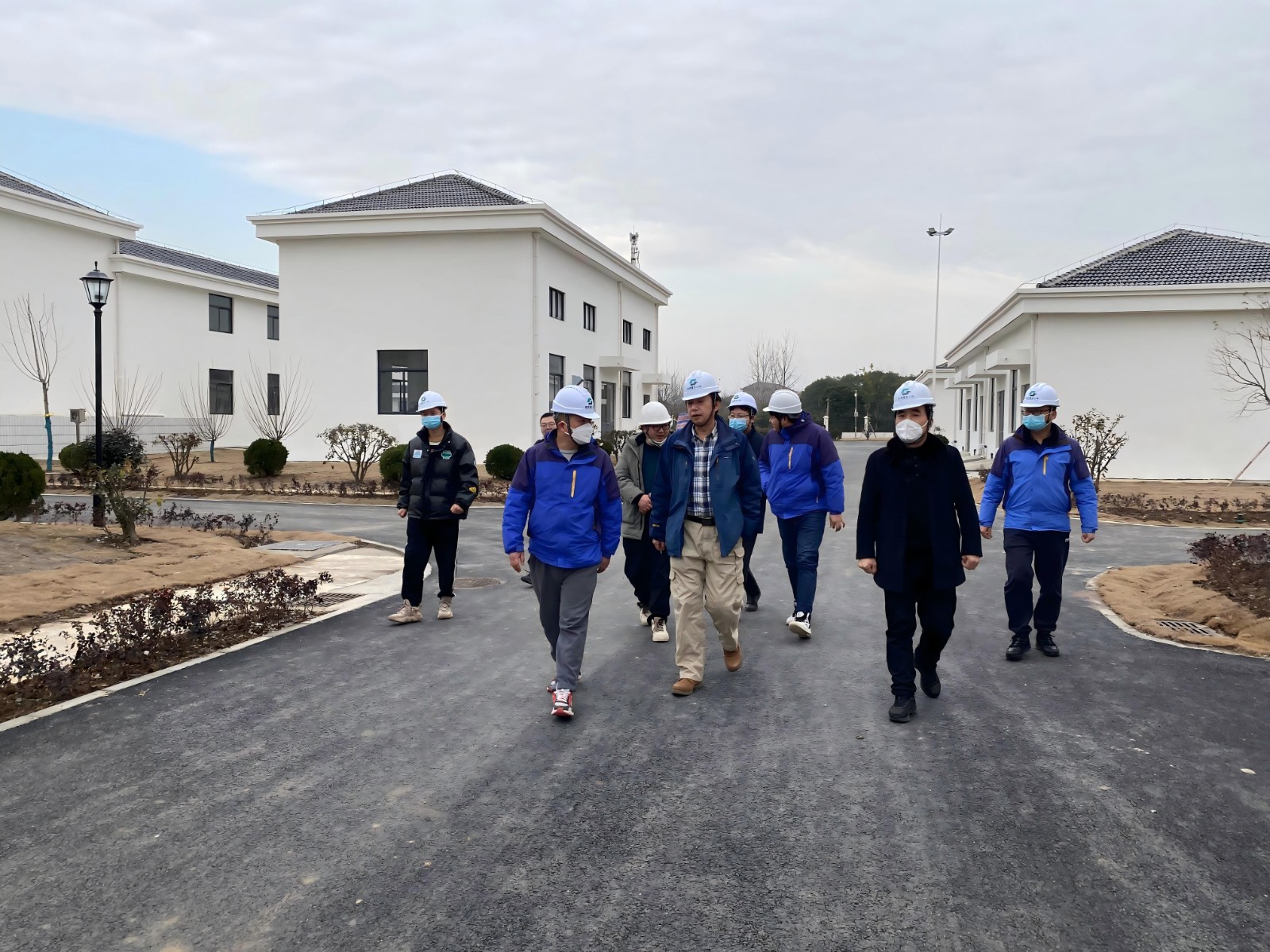 1756261744475646.jpg 4(1).jpg